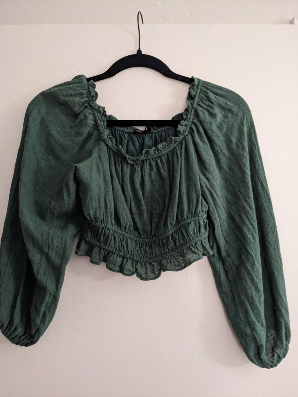 Cute Green Cropped Long Sleeve - Size M
